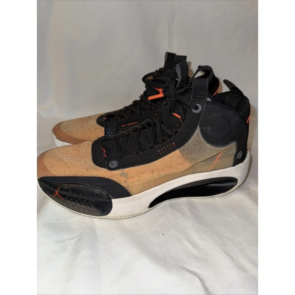 Air Jordan XXXIV Basketball Shoes Gold,Black,White Charlotte Hornets Size‎ 8.5